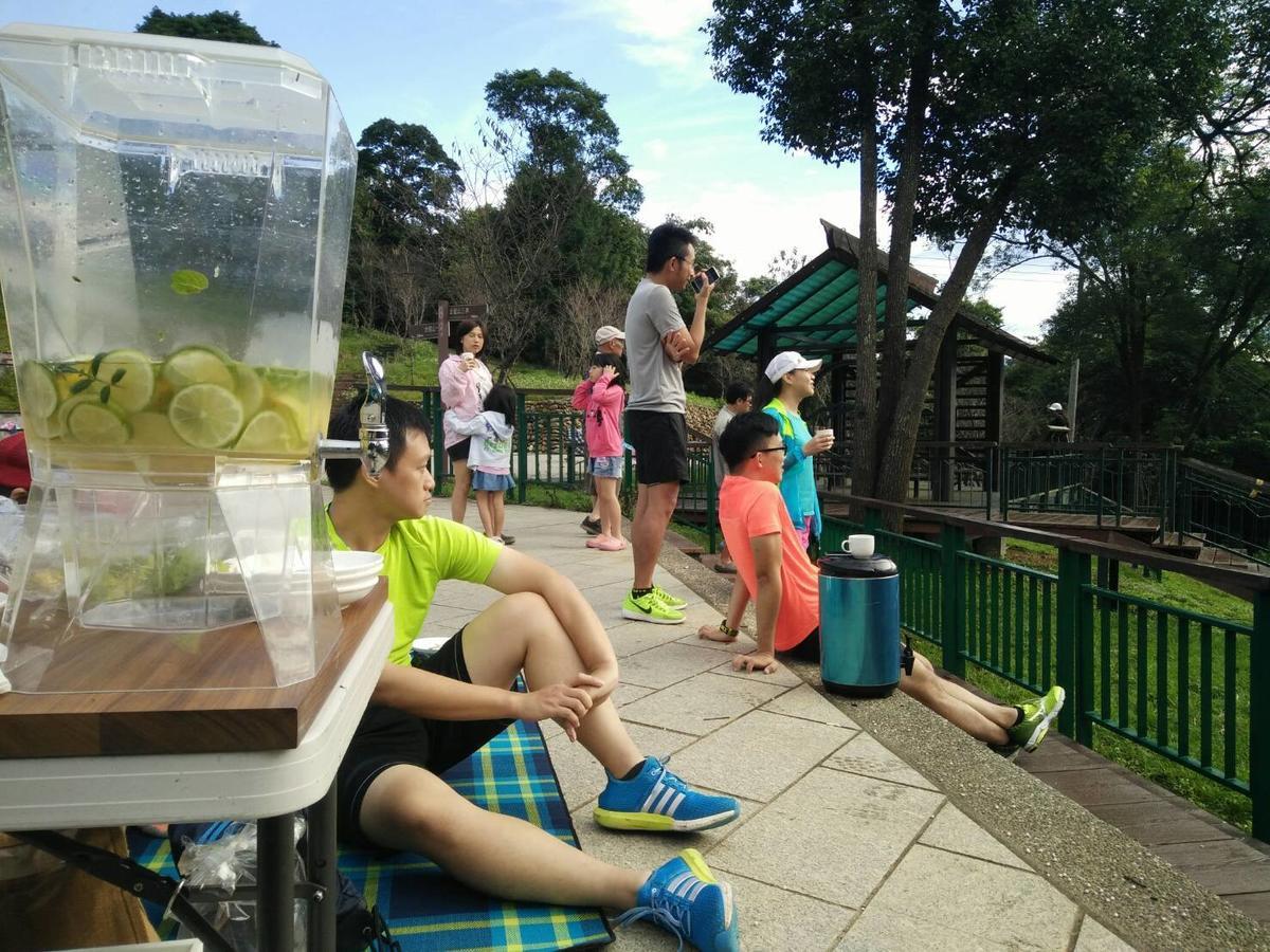 Sun Moon Lake Onelife Hostel Yuchi Exterior foto